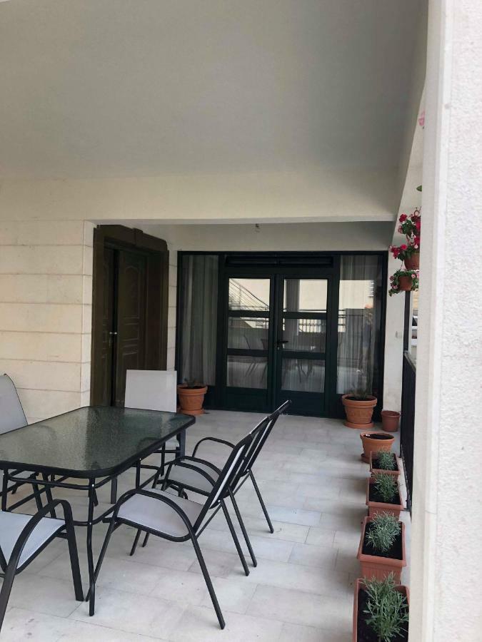 Apartmani Petrija Prčanj Екстериор снимка